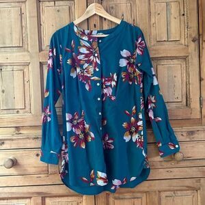 Women's Duluth Trading Company‎ Small Green Floral Button Front Tunic Blouse